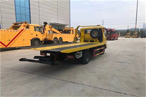 临西非事故拖车